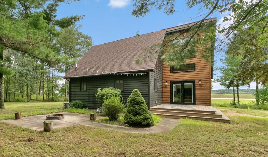 1904 Cypress Dr, Arkdale, WI 54613 - 3 Beds, 2 Bath