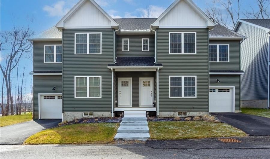 26 Kensington Way, Johnston, RI 02919 - 3 Beds, 3 Bath