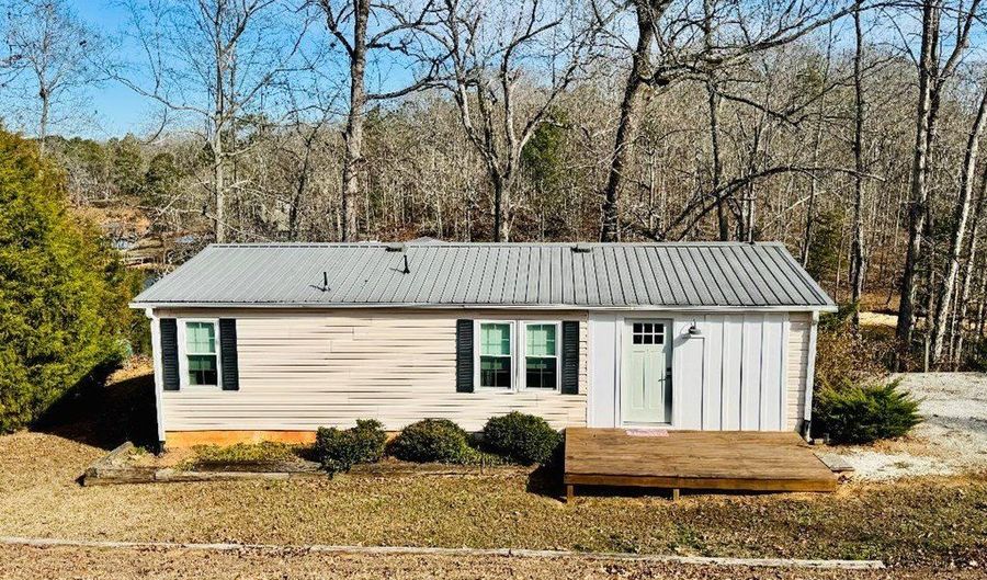 30 MOBLEYS Blf, Abbeville, SC 29620 - 3 Beds, 2 Bath