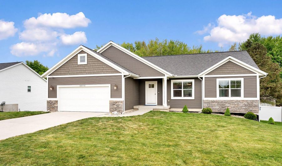 10775 Lance Ave, Allendale, MI 49401 - 5 Beds, 3 Bath