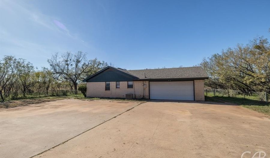 6526 Antilley Rd, Abilene, TX 79606 - 3 Beds, 2 Bath