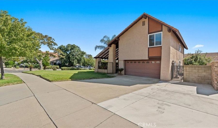 10121 Banyan, Alta Loma, CA 91737 - 4 Beds, 3 Bath