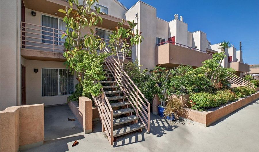 16700 Yukon Ave 218, Torrance, CA 90504 - 2 Beds, 2 Bath