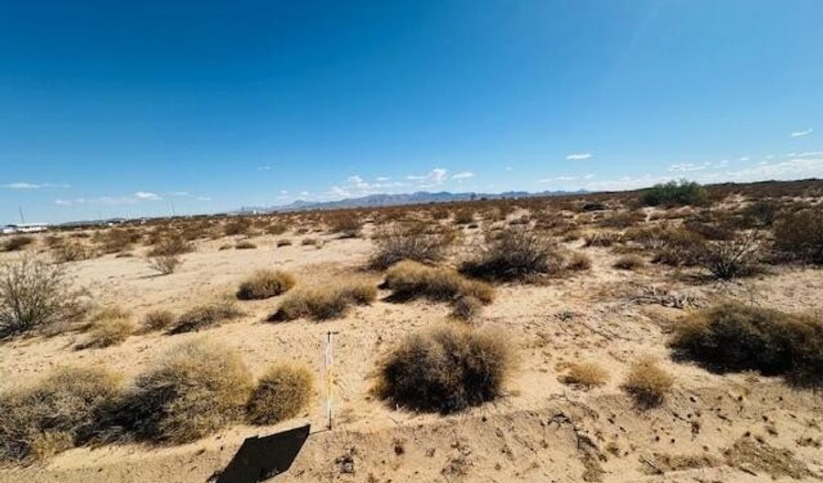 32513 Avenue 42 E, Bouse, AZ 85325 - 0 Beds, 0 Bath