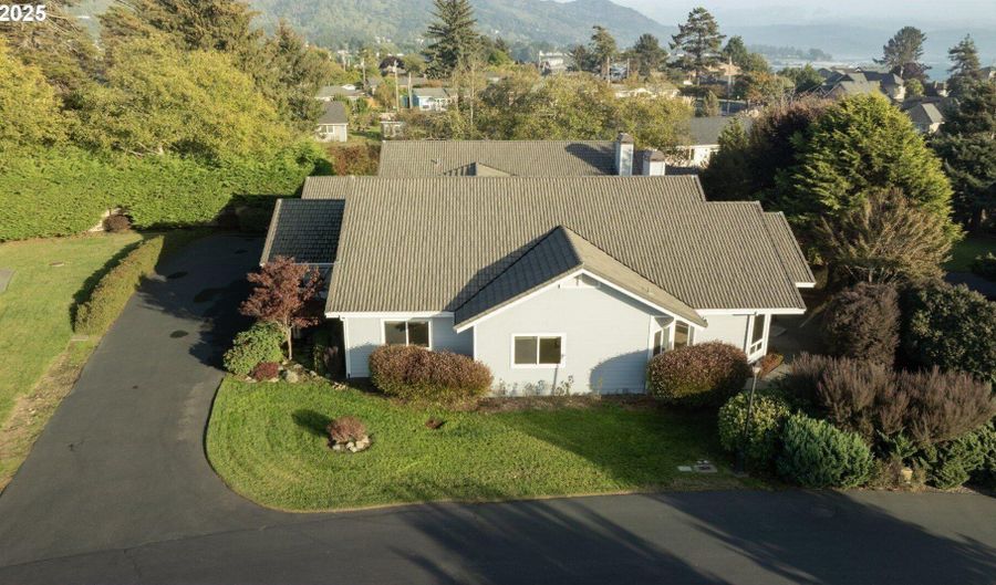 219 Schooner Bay Dr, Brookings, OR 97415 - 3 Beds, 2 Bath