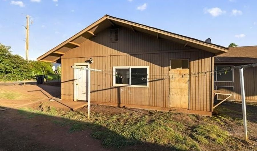 272 Hoalike St, Kihei, HI 96753 - 3 Beds, 2 Bath