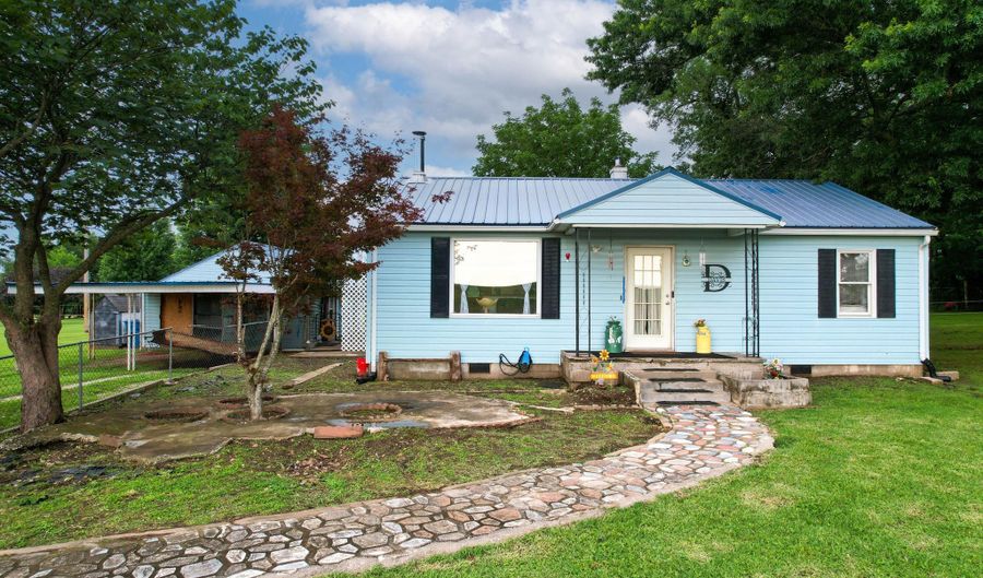 23951 State Highway Z, Ash Grove, MO 65604 - 3 Beds, 2 Bath