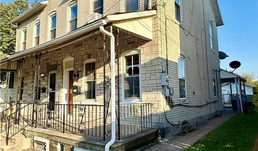 312 W Susquehanna St, Allentown, PA 18103 - 2 Beds, 2 Bath