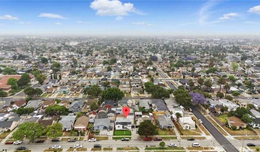 1217 W 77th St, Los Angeles, CA 90044 - 3 Beds, 2 Bath