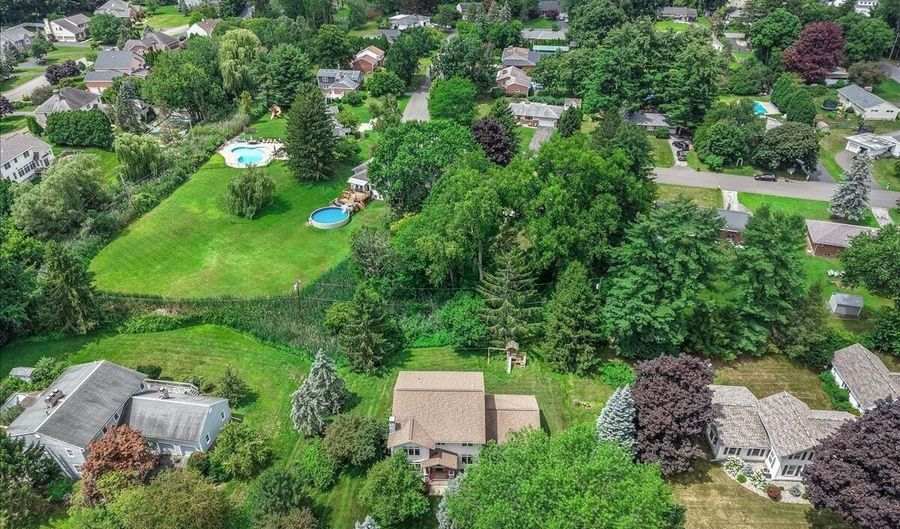 3 Proctor Ct, Albany, NY 12211 - 4 Beds, 3 Bath