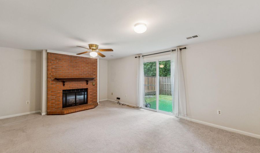 5858 LANGTON Dr, Alexandria, VA 22310 - 3 Beds, 4 Bath