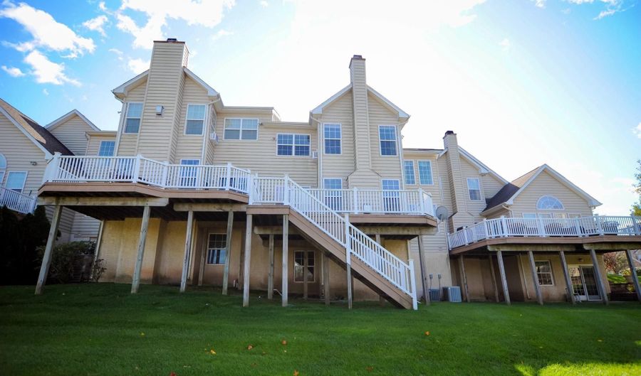 22 EAGLE Rd, Phoenixville, PA 19460 - 4 Beds, 4 Bath
