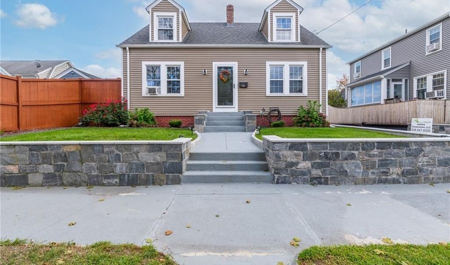 190 Auburn St, Cranston, RI 02910 - 4 Beds, 2 Bath