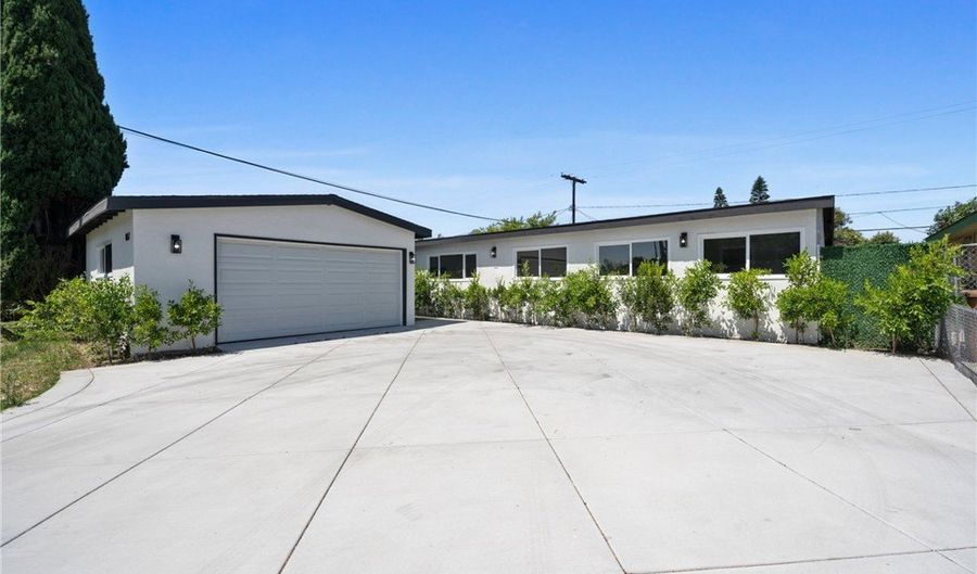837 S Magnolia Ave, Anaheim, CA 92804 - 3 Beds, 2 Bath