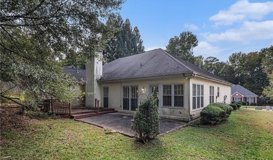 125 Hampton Park Dr, Athens, GA 30606 - 3 Beds, 2 Bath