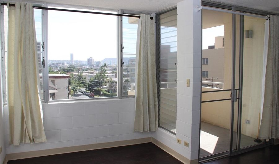 1624 Dole St 504, Honolulu, HI 96822 - 2 Beds, 1 Bath