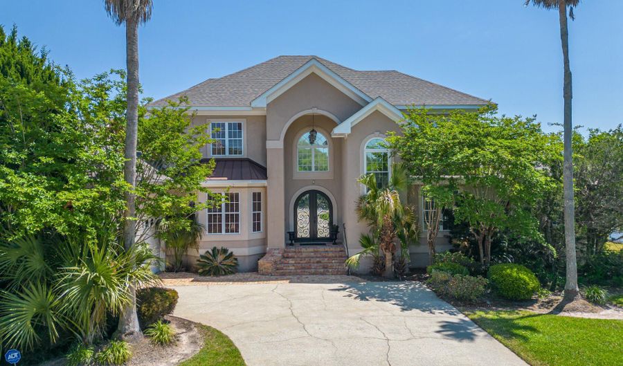 2001 Claudette Ct, Biloxi, MS 39531 - 4 Beds, 4 Bath