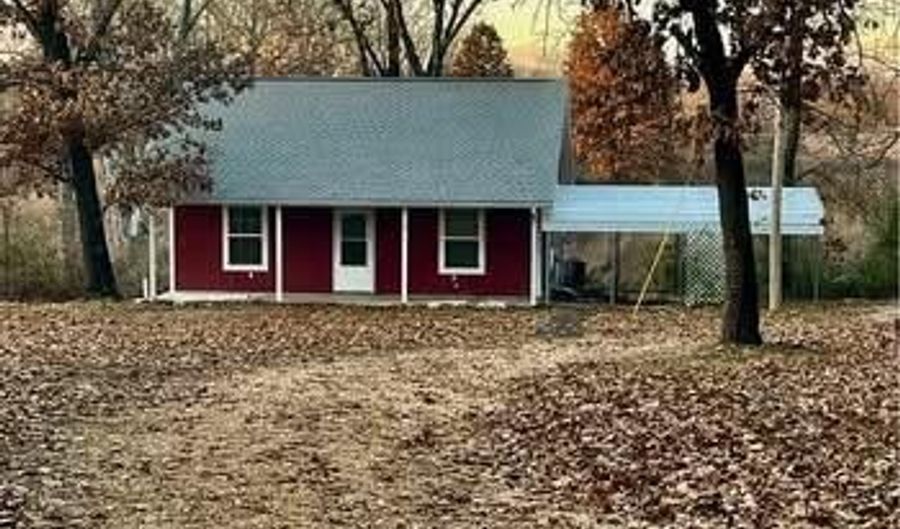 1267 Blackfoot Hollow Rd, Anderson, MO 64831 - 2 Beds, 1 Bath