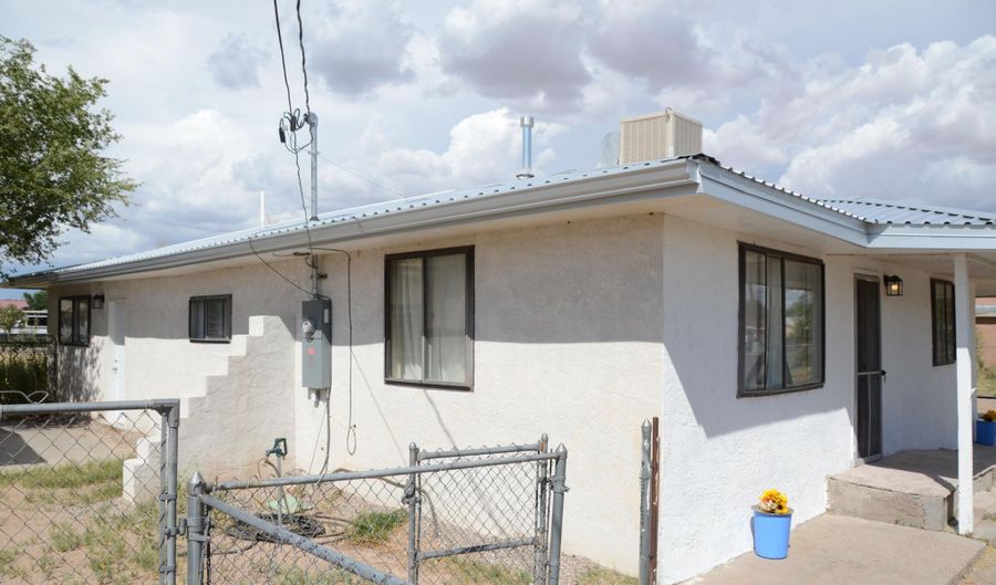 1014 W PICARD Ave, Belen, NM 87002 - 3 Beds, 2 Bath