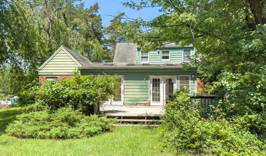 4113 PINERIDGE Dr, Annandale, VA 22003 - 3 Beds, 2 Bath