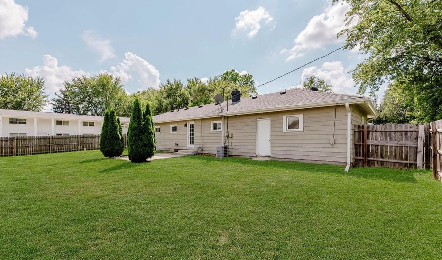 10409 Barmore Ave, Indianapolis, IN 46280 - 3 Beds, 2 Bath