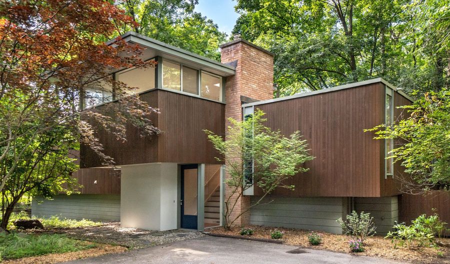 2707 Englave Dr, Ann Arbor, MI 48103 - 3 Beds, 2 Bath