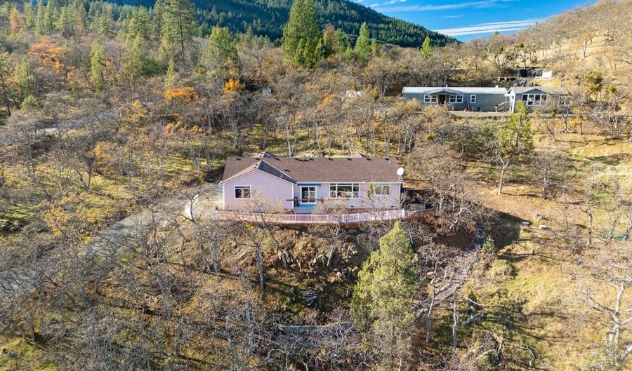 490 Conifer Way, Ashland, OR 97520 - 3 Beds, 2 Bath