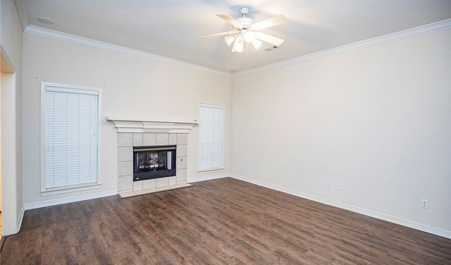 908 Cheyenne Dr, Bentonville, AR 72712 - 3 Beds, 2 Bath