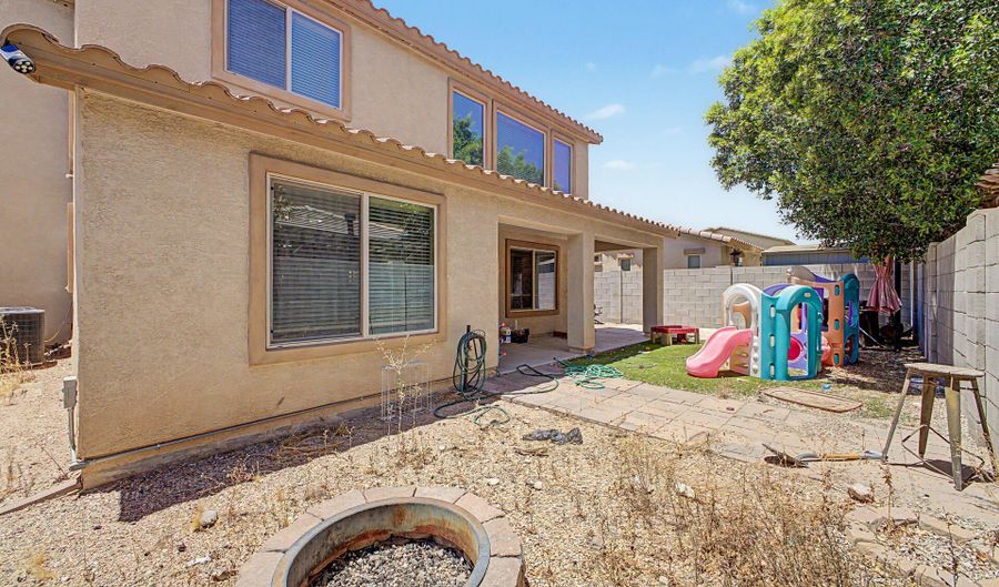 2569 S CHAPARRAL Rd, Apache Junction, AZ 85119 - 4 Beds, 3 Bath