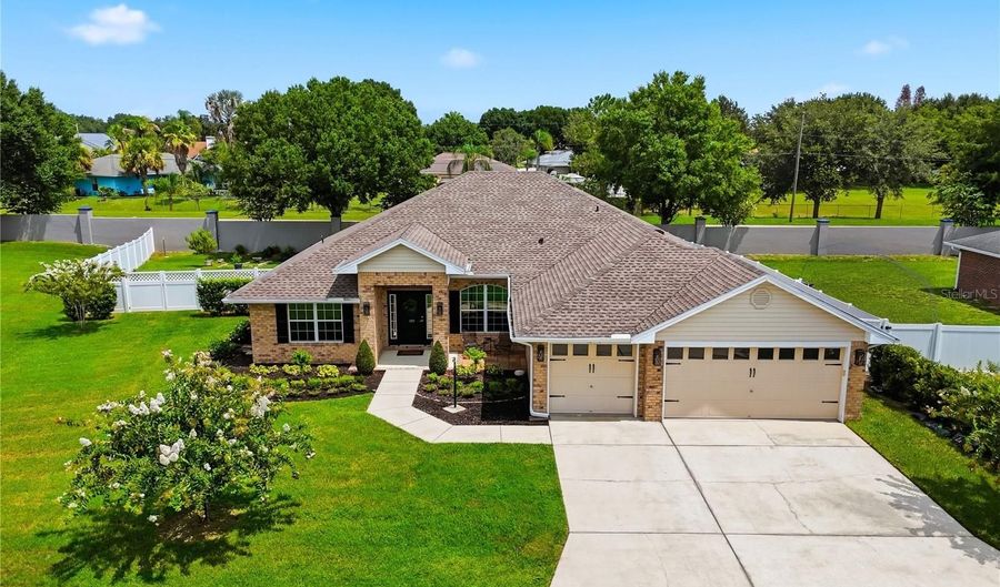 1676 DOVES VIEW Cir, Auburndale, FL 33823 - 4 Beds, 3 Bath
