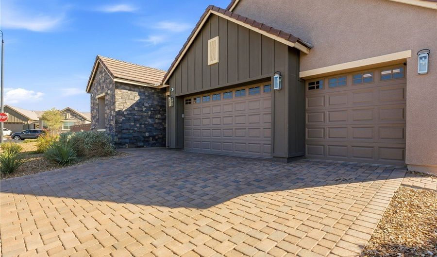 2659 Lilac Vine Ct, Henderson, NV 89044 - 3 Beds, 3 Bath