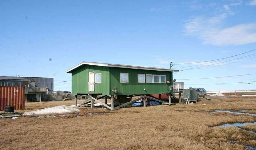 11214 CAKE EATER Rd, Barrow, AK 99723 - 2 Beds, 1 Bath