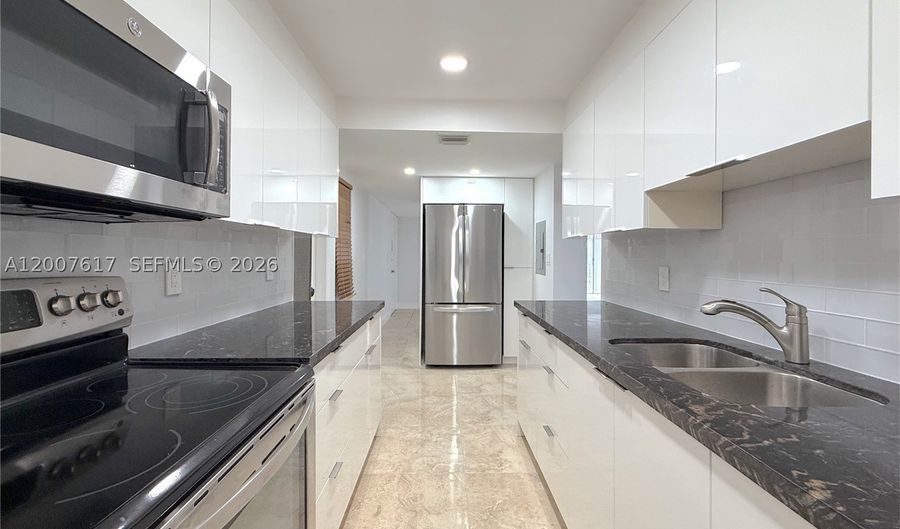 1075 92nd St 201, Bay Harbor Islands, FL 33154 - 2 Beds, 2 Bath