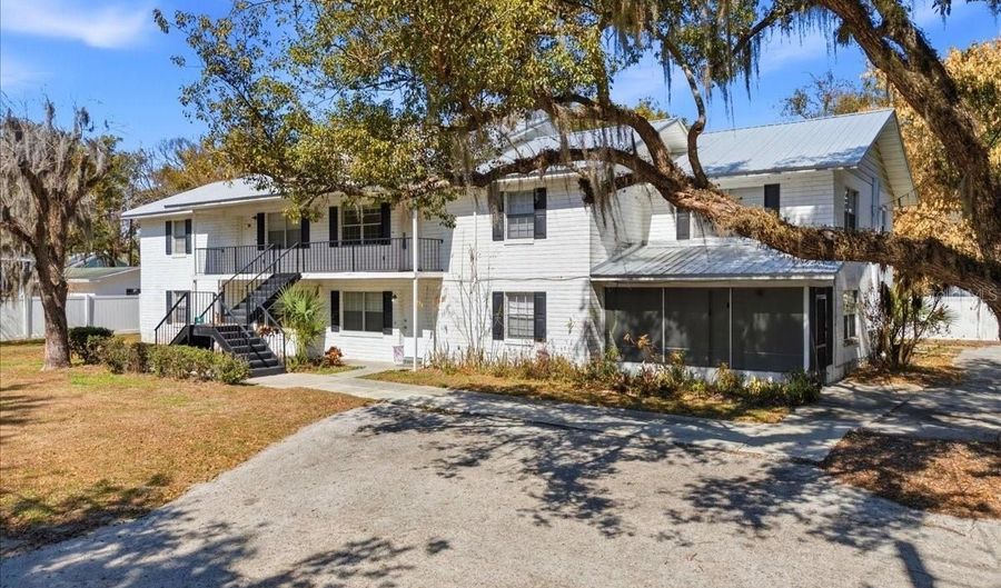 740 E PEARL St E, Bartow, FL 33830 - 2 Beds, 2 Bath