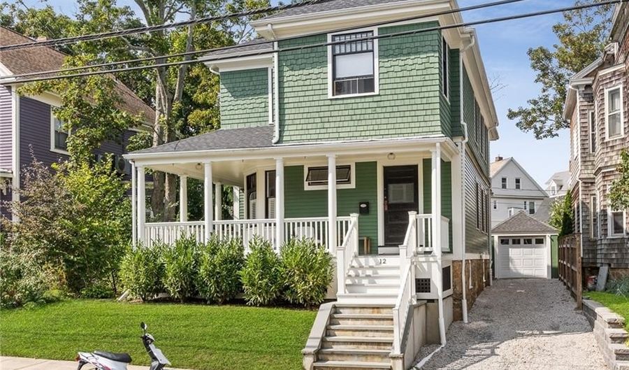 12 Bliss Rd, Newport, RI 02840 - 3 Beds, 3 Bath