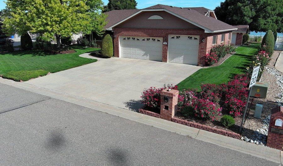 2238 Breckenridge Dr, Berthoud, CO 80513 - 3 Beds, 3 Bath