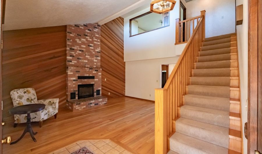 2465 40TH Ave, Albany, OR 97322 - 3 Beds, 2 Bath