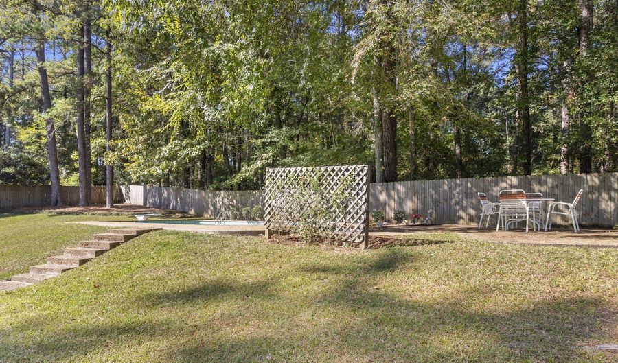 69 Terrapin Dr, Brandon, MS 39042 - 4 Beds, 3 Bath