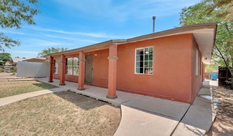 11422 ERNEST Rd, Socorro, TX 79927 - 3 Beds, 1 Bath