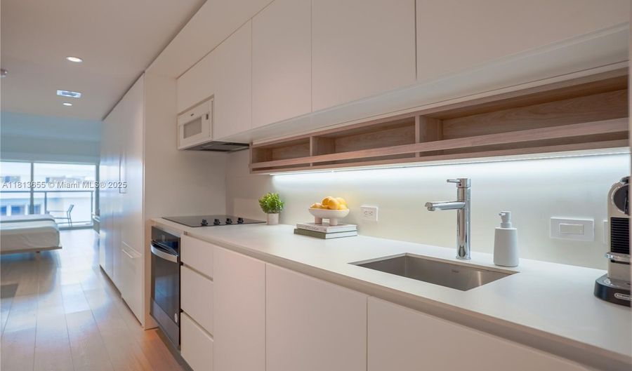 10250 Collins Ave 209, Bal Harbour, FL 33154 - 0 Beds, 1 Bath