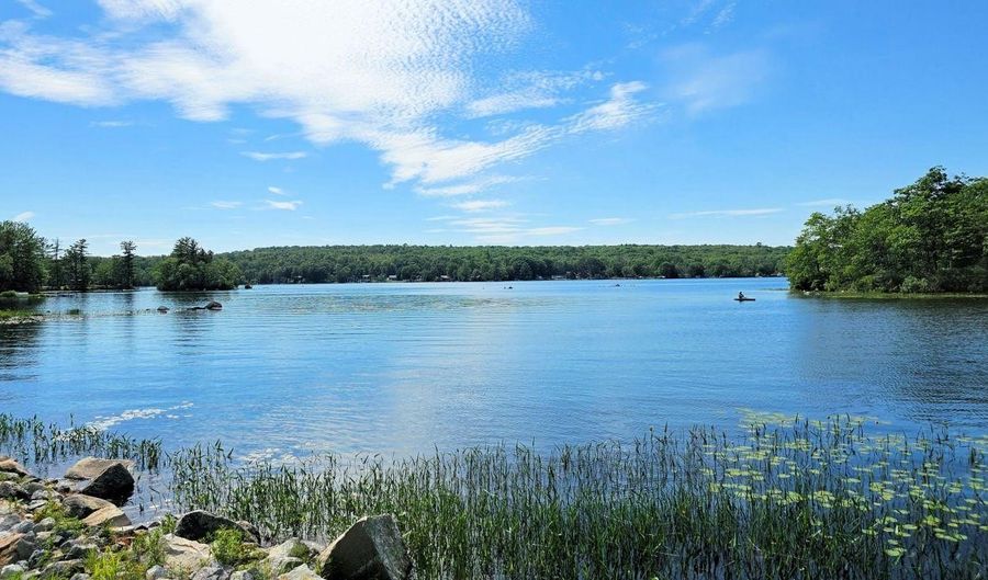 1106 S Belfast Ave, Augusta, ME 04330 - 2 Beds, 1 Bath