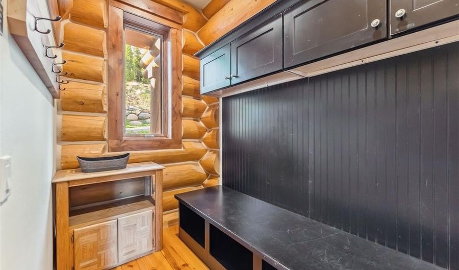 162 GOLDENVIEW Dr, Breckenridge, CO 80424 - 6 Beds, 5 Bath