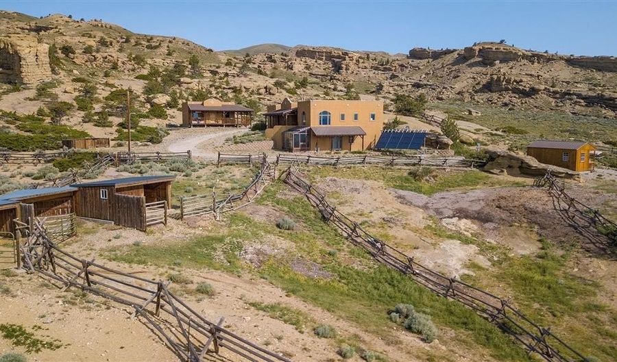 267 Tolman Rd, Clark, WY 82435 - 2 Beds, 2 Bath