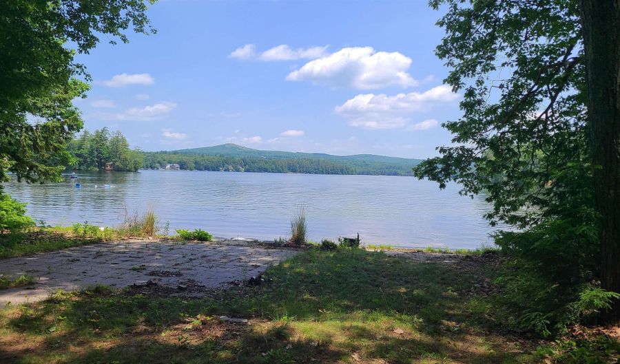 10 Crescent Dr, Barnstead, NH 03225 - 2 Beds, 1 Bath