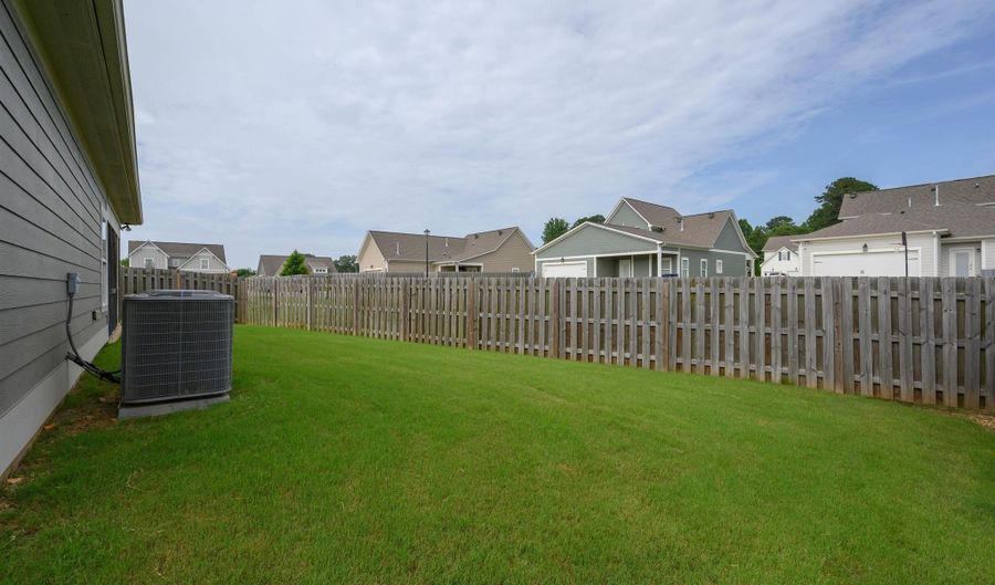 509 SHELBY FARMS Way, Alabaster, AL 35007 - 3 Beds, 2 Bath