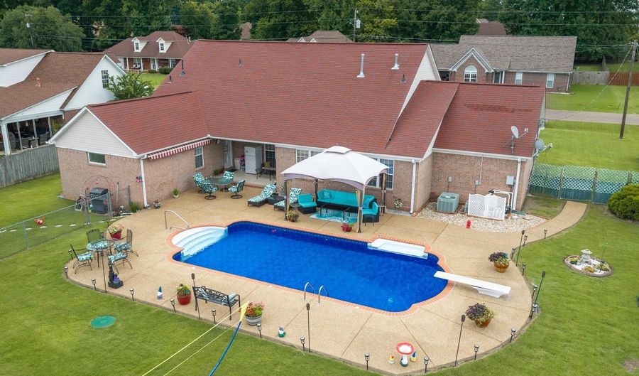 89 FARMER TRAIL St, Atoka, TN 38004 - 4 Beds, 3 Bath