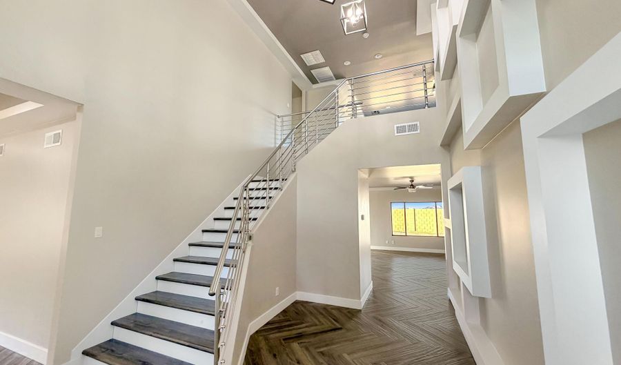 1712 E JOELLE Dr, Casa Grande, AZ 85122 - 6 Beds, 4 Bath