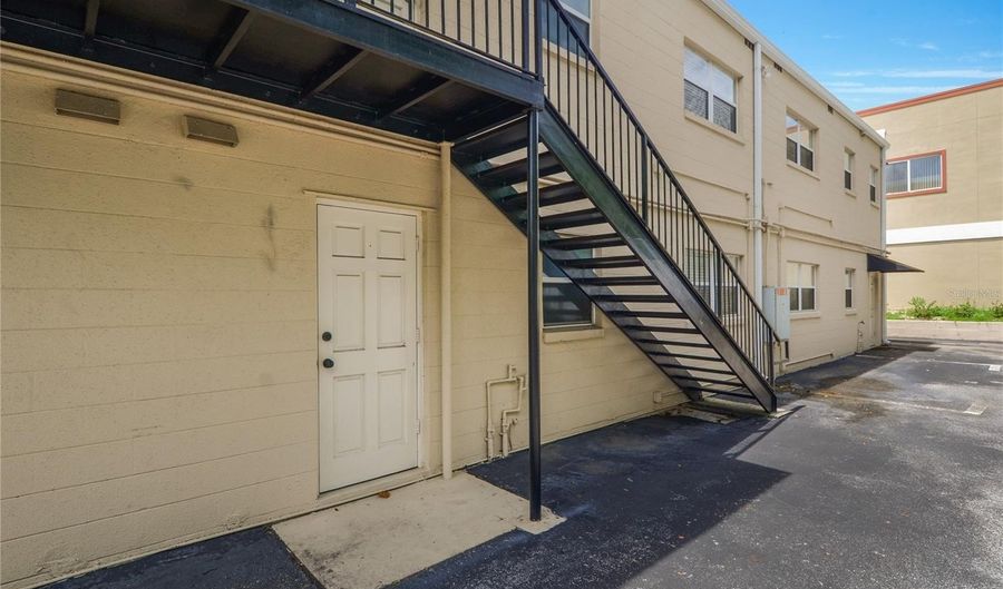 225 E NEW HAMPSHIRE St 7, Orlando, FL 32804 - 2 Beds, 1 Bath