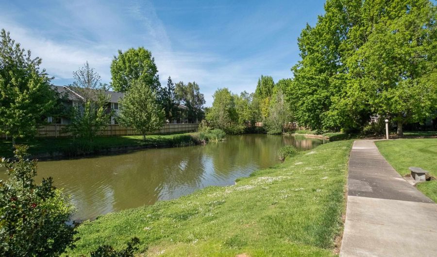 2724 Cedarwood Ct SE, Albany, OR 97322 - 3 Beds, 2 Bath