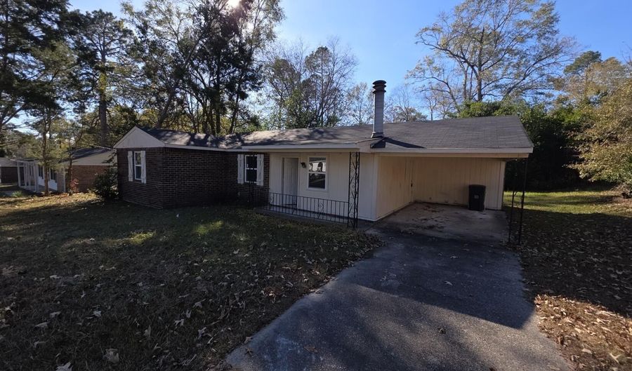4305 Parkwood Dr, Augusta, GA 30906 - 4 Beds, 2 Bath